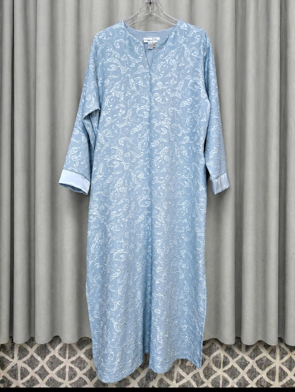 Oscar de la Renta Vintage Light Blue Brocade Kaftan Style Dressing Gown Robe